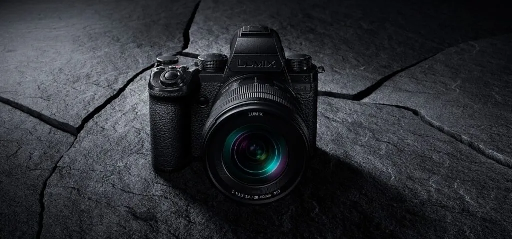 lumix s5m2x